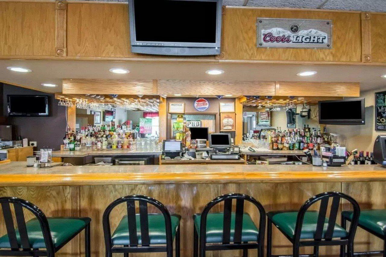 Rodeway Inn Lakeville Exteriér fotografie